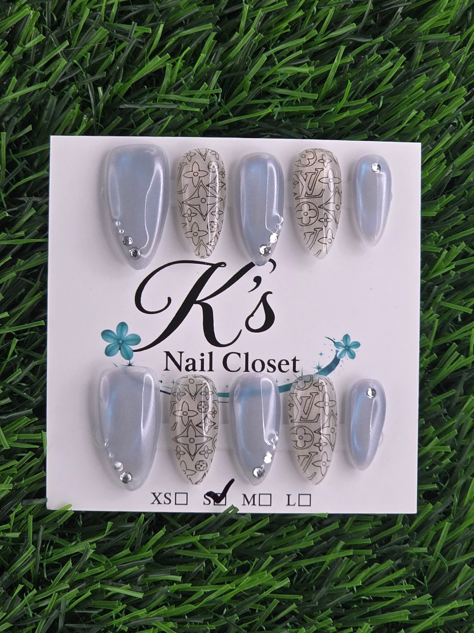 Almond Press-On Nails - Size S