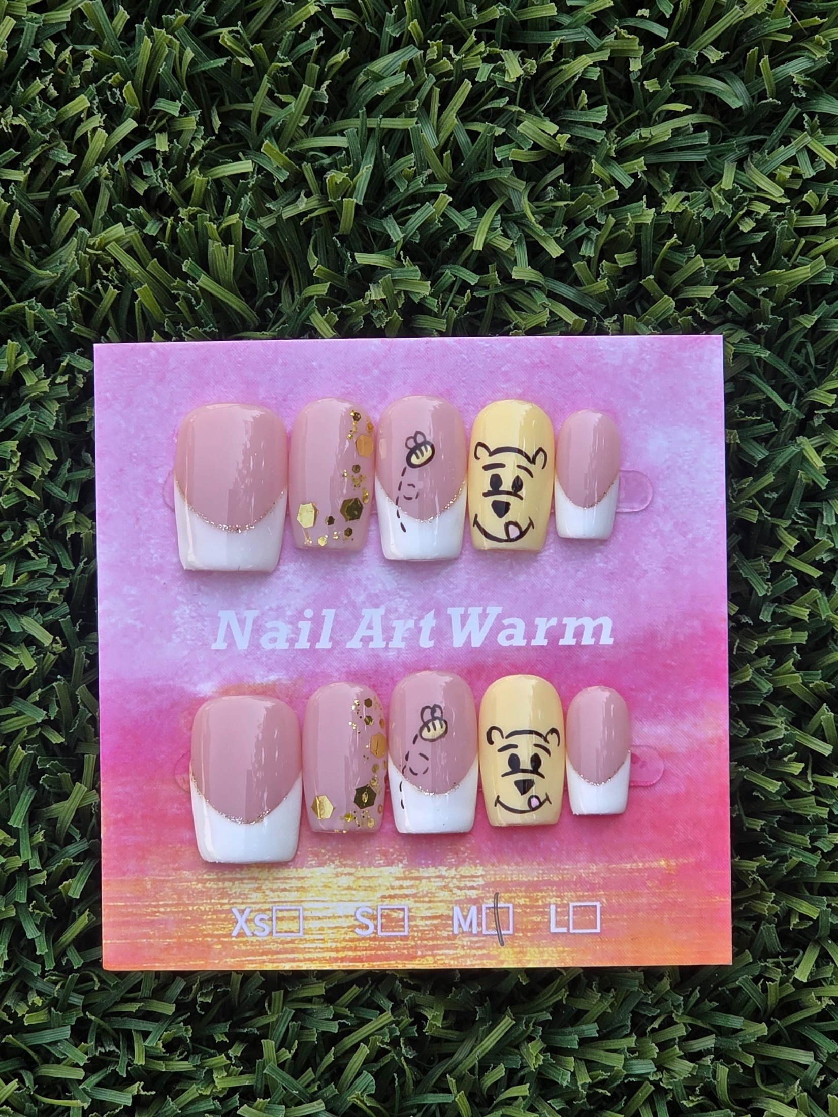 Pooh inspired Press-On Nails - Size M