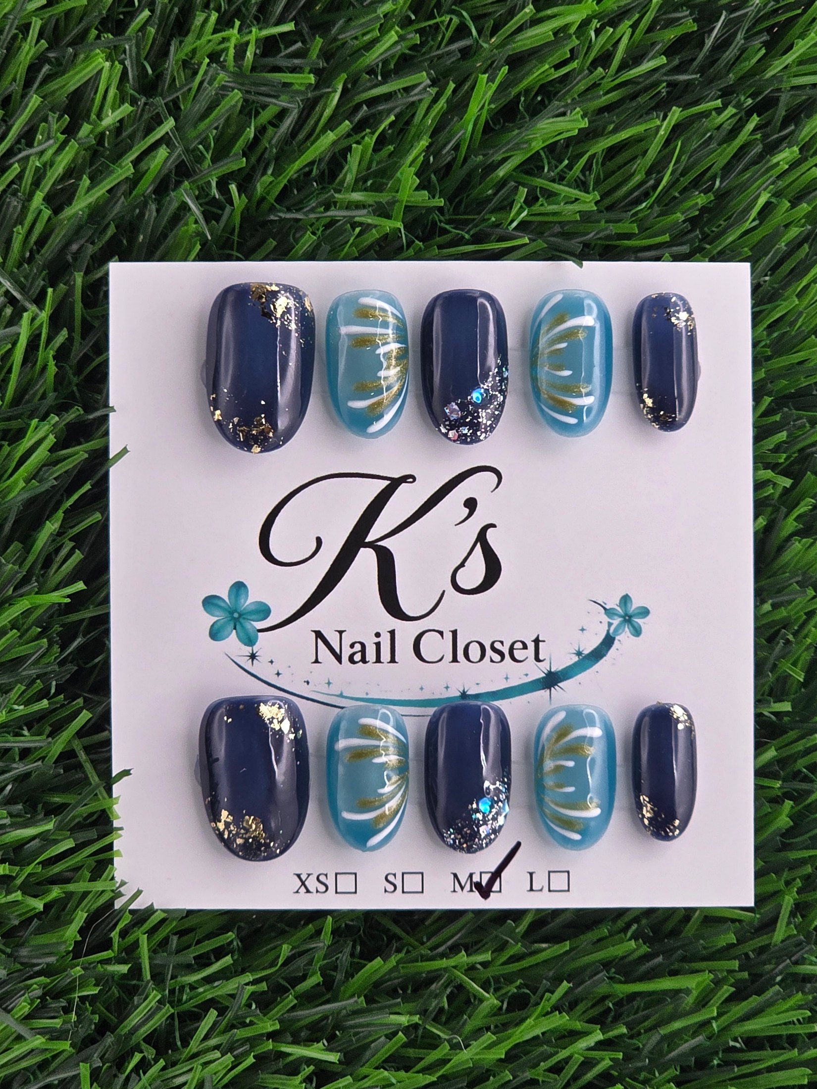 Oval Press-On Nails - Size M