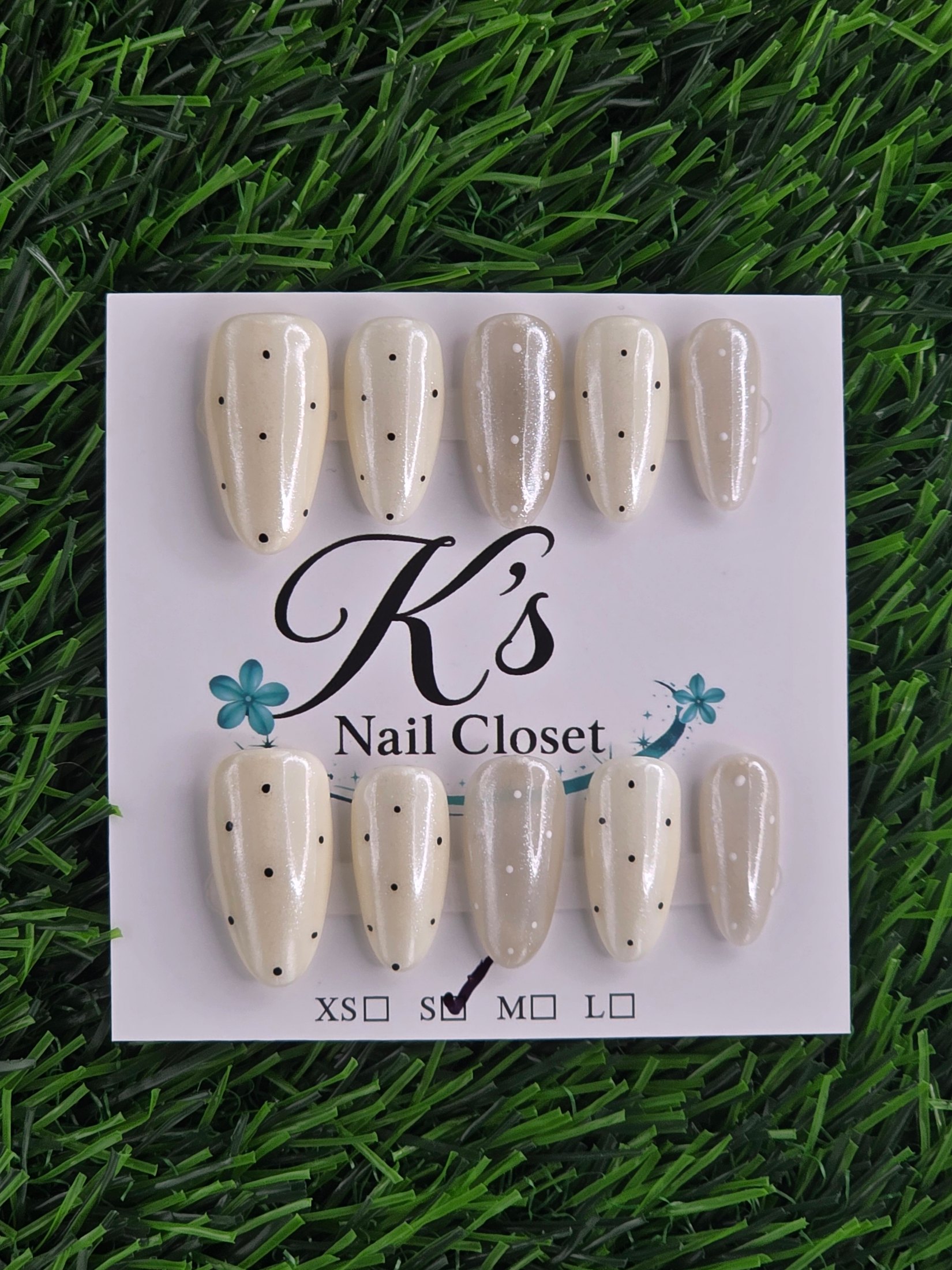 Oval Press-On Nails - Size S