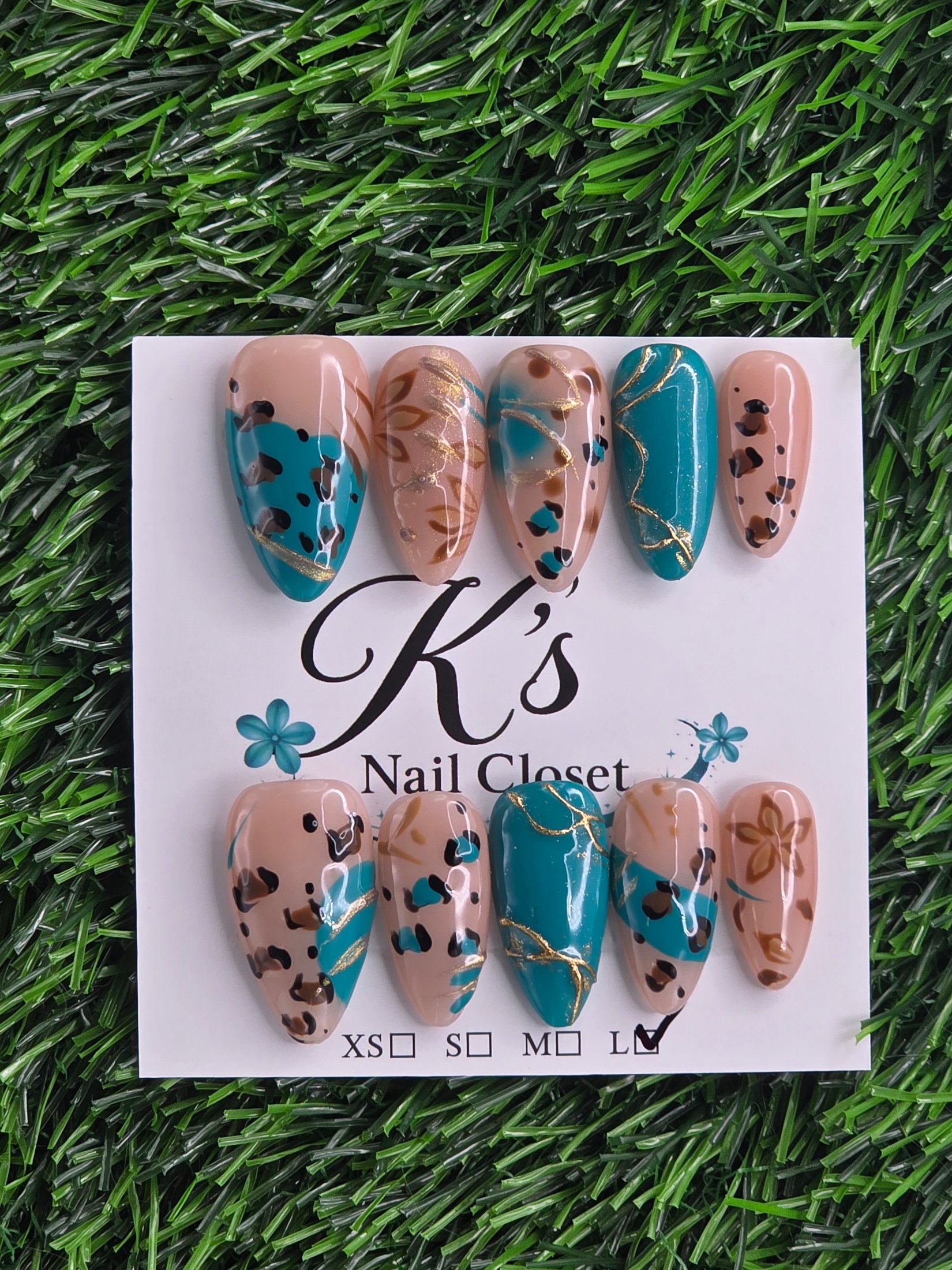 Almond Press-On Nails - Size S, M, L