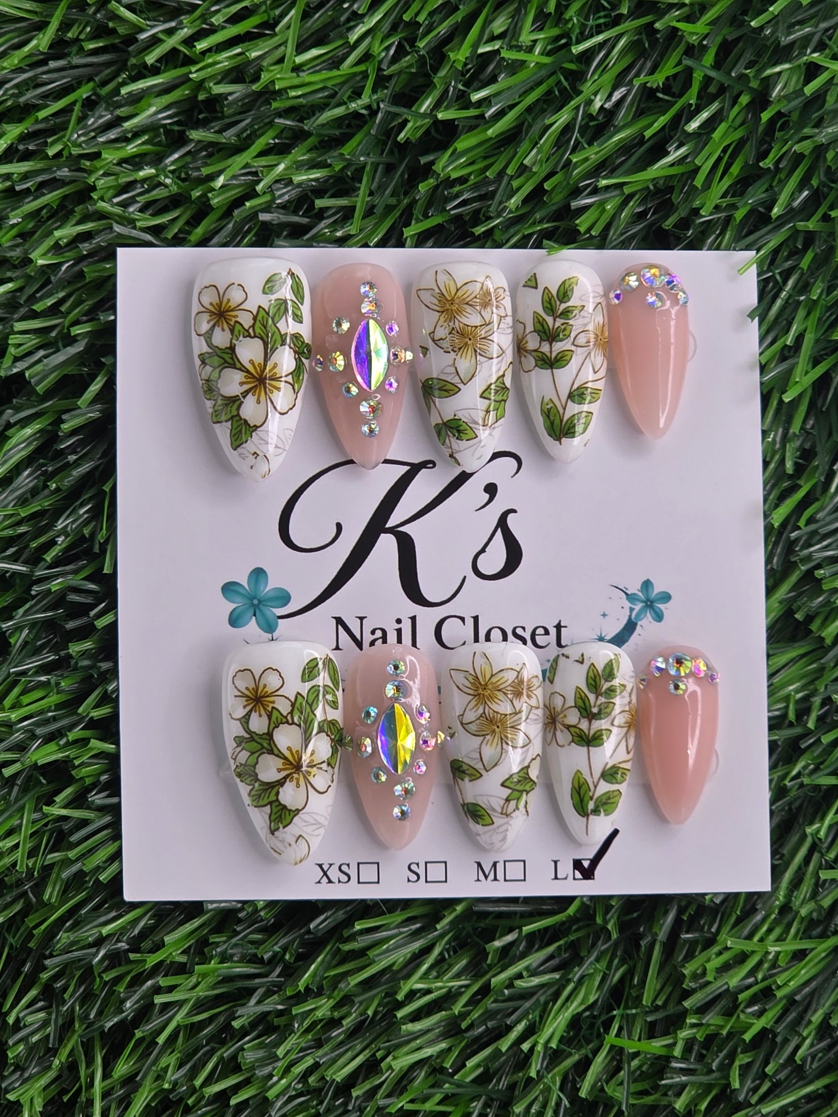 Almond Press-On Nails - Size M, L
