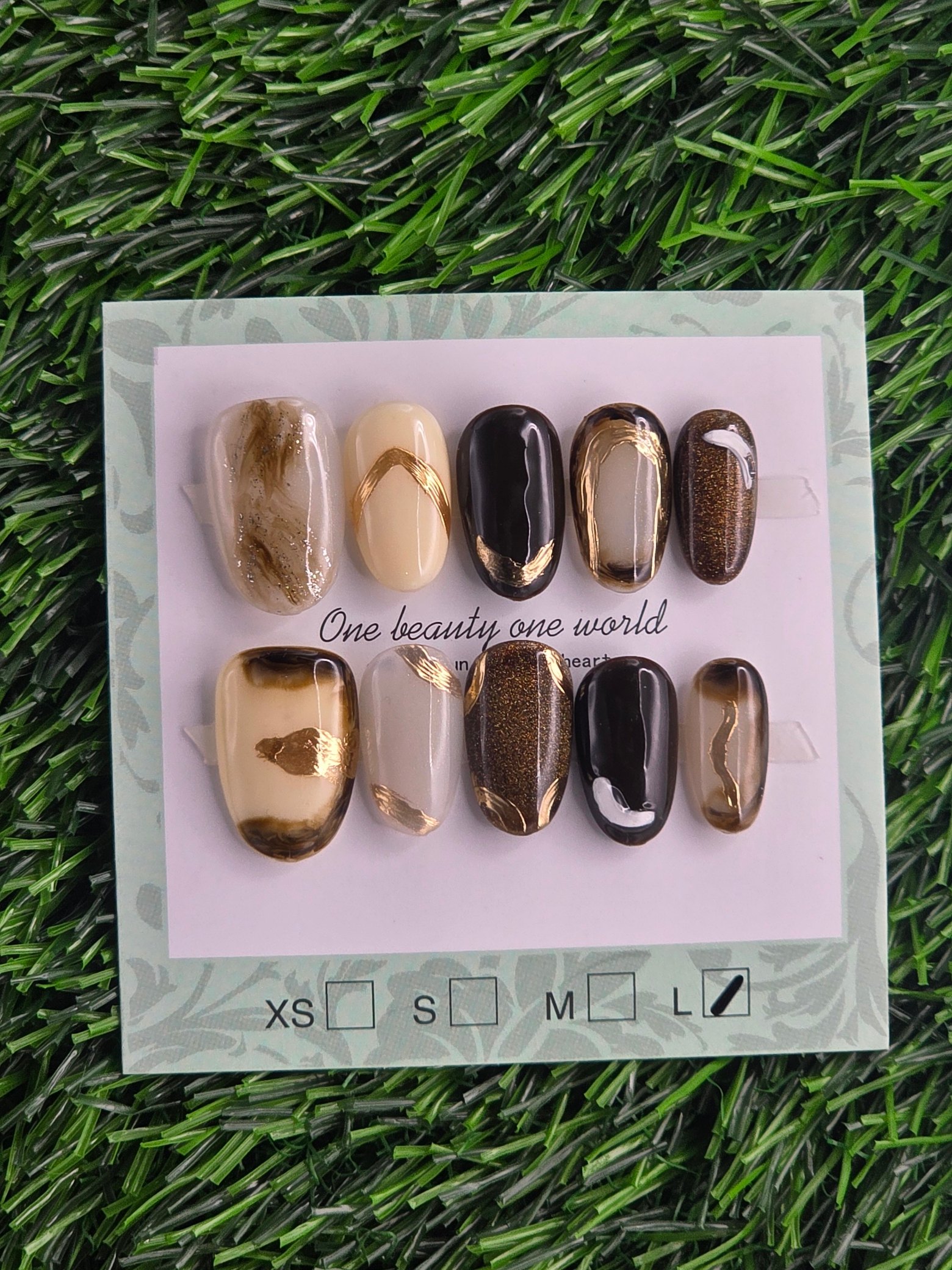 Oval Press-On Nails - Size M, L