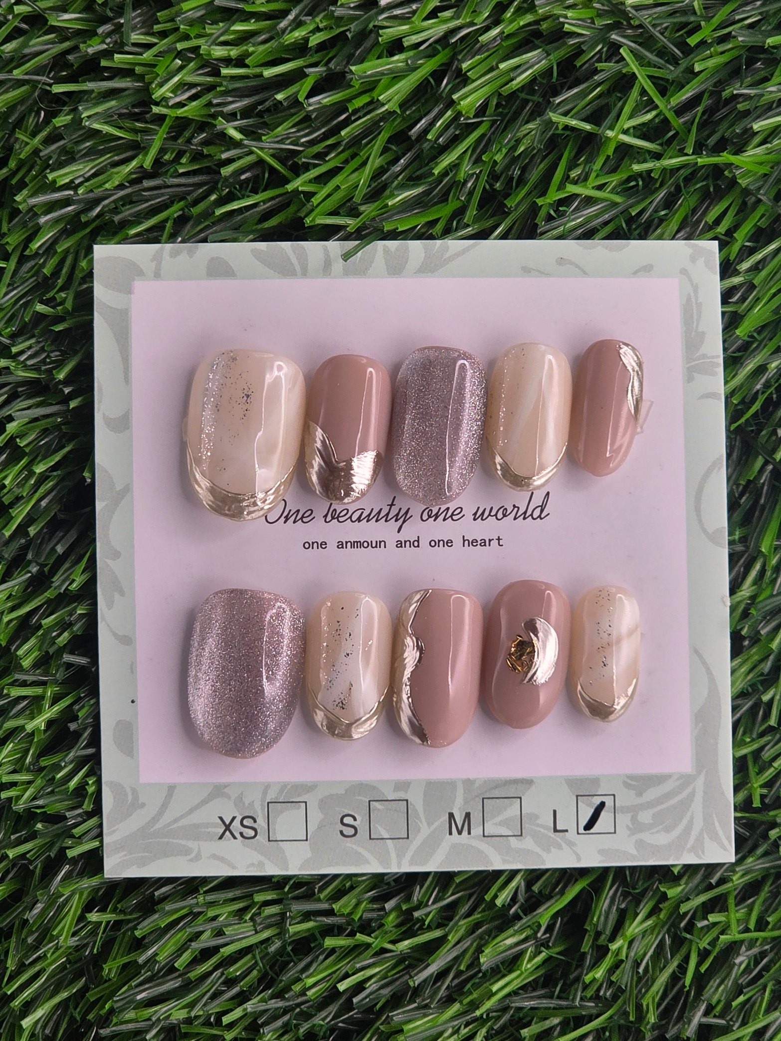 Round Press-On Nails - Size S, M, L