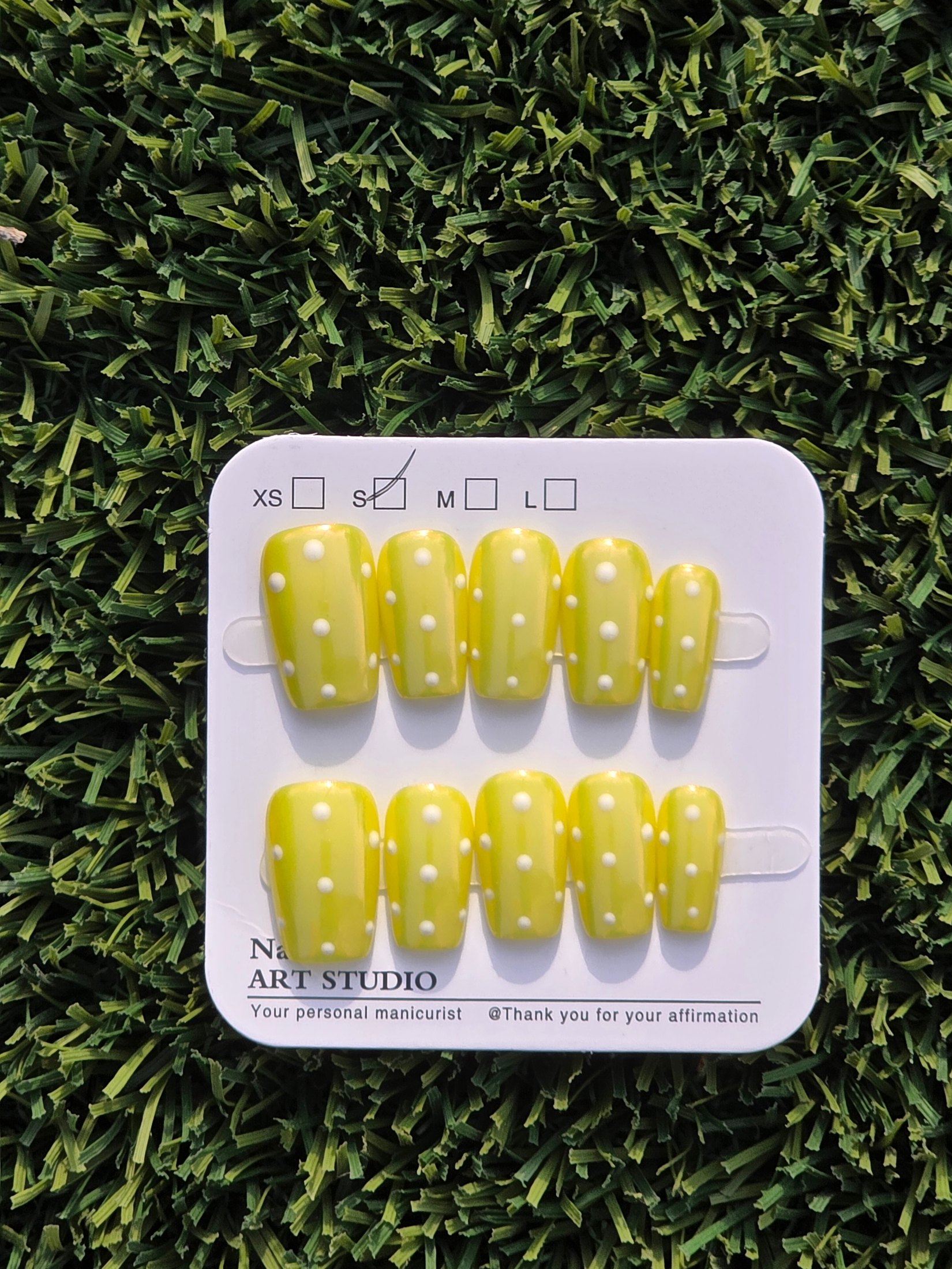 Yellow polka dot Press-On Nails - Size S