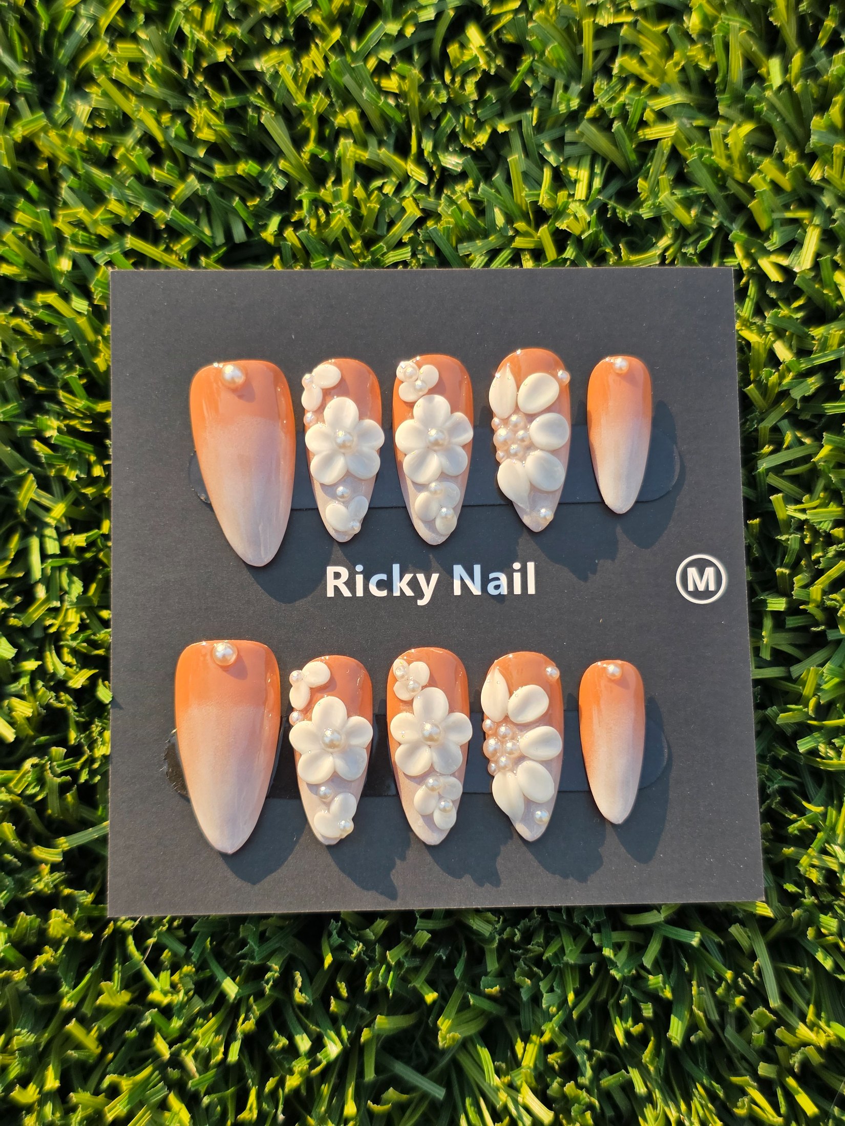 Ricky Press-On Nails - Size M