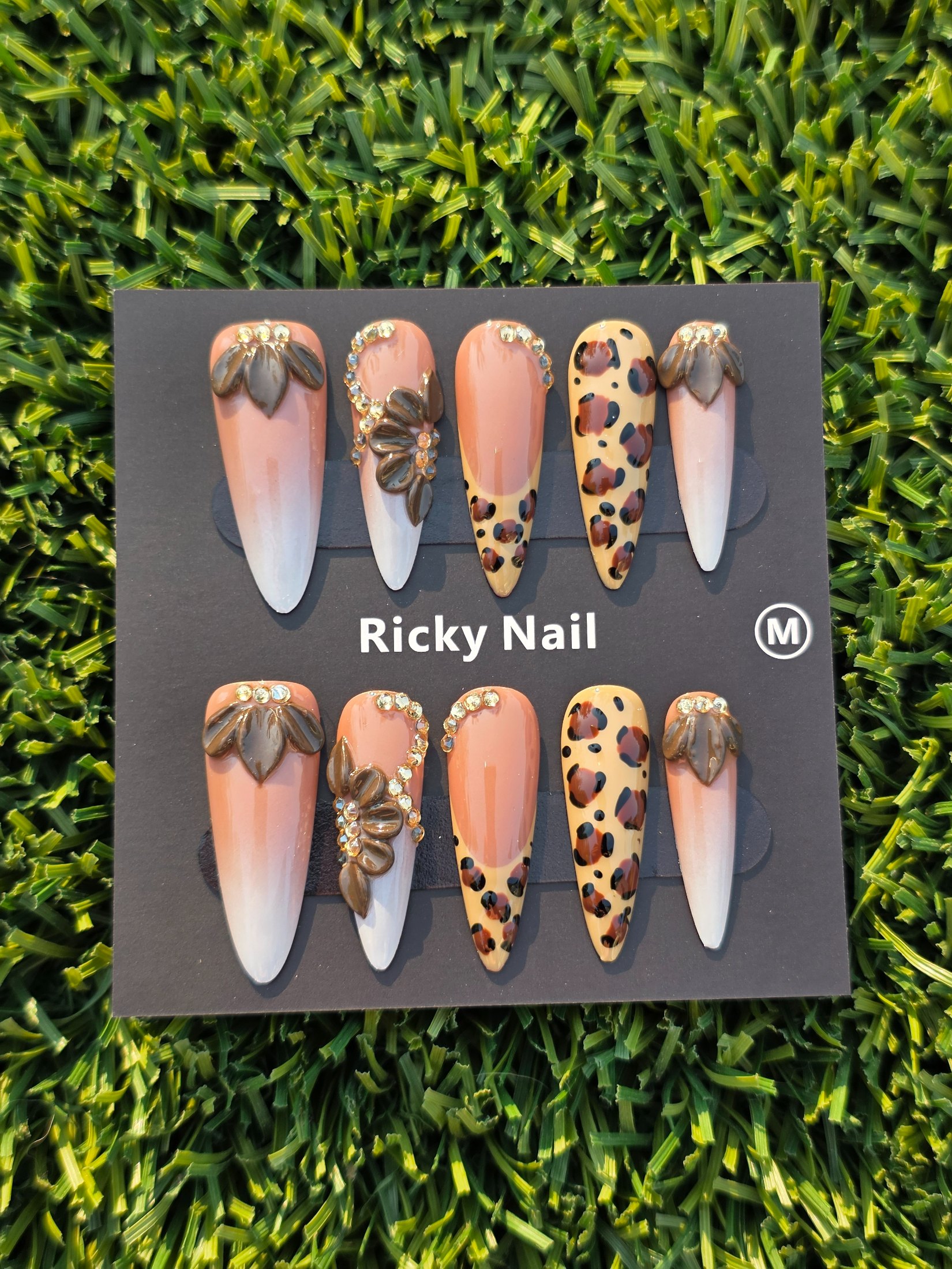 Ricky Press-On Nails - Size M