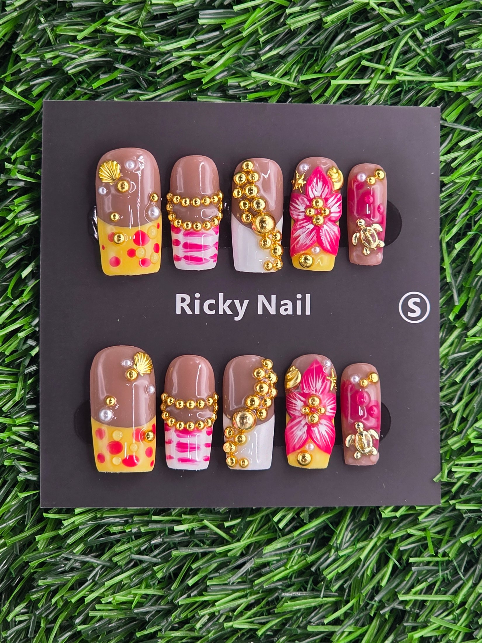 Ricky Press-On Nails - Size S