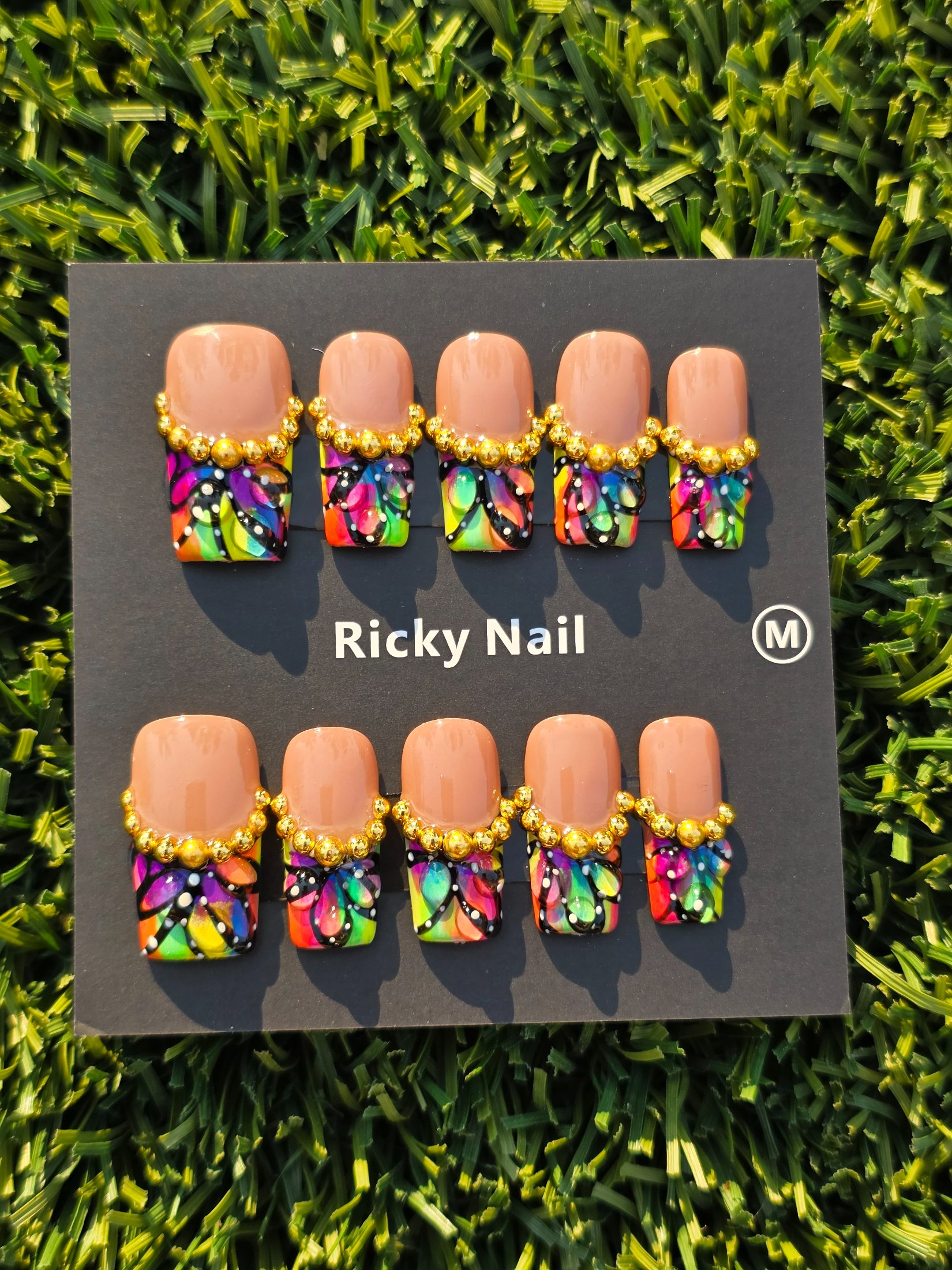 Ricky Press-On Nails - Size M