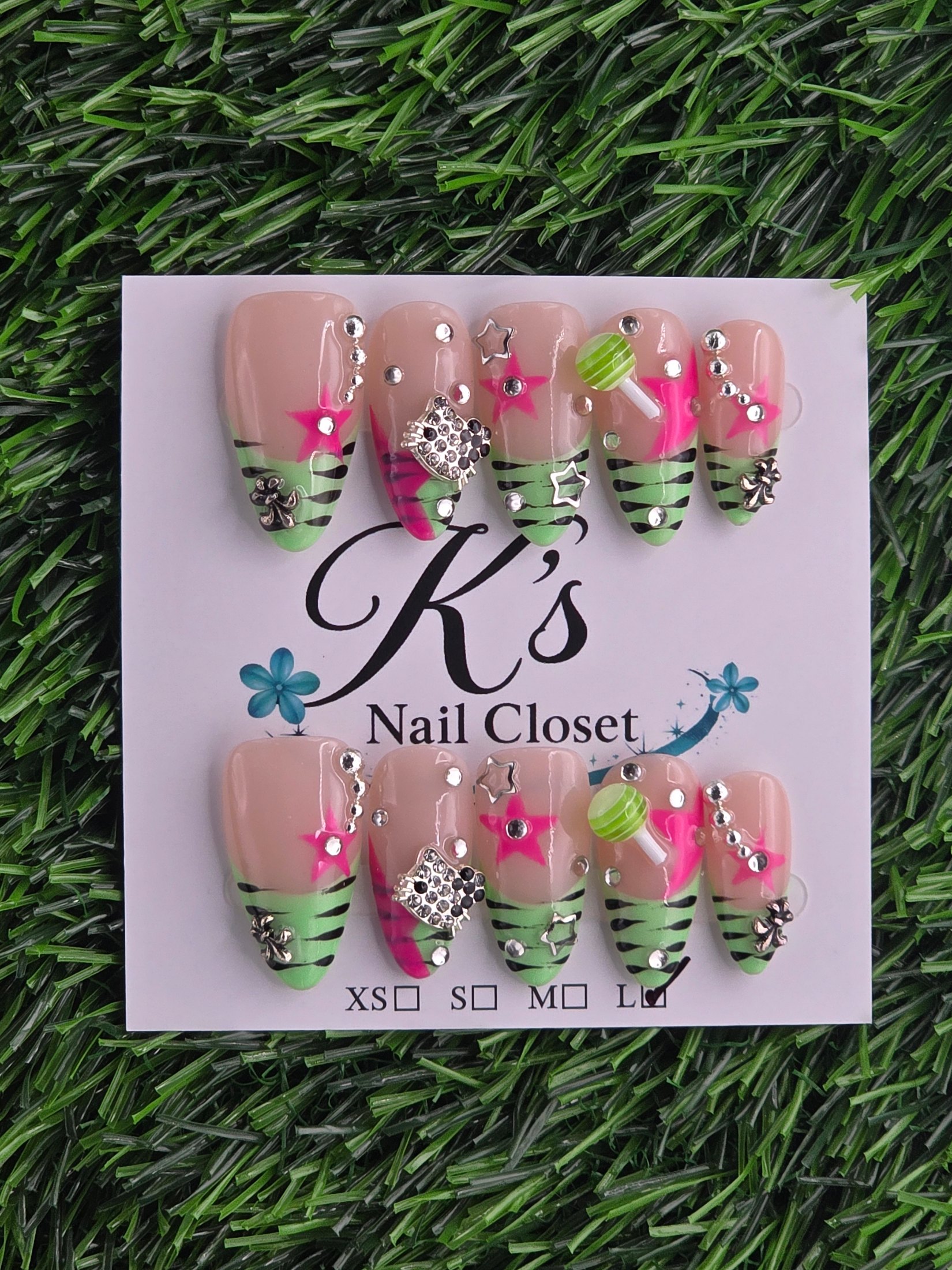 Character Inspired Press-On Nails - Size L