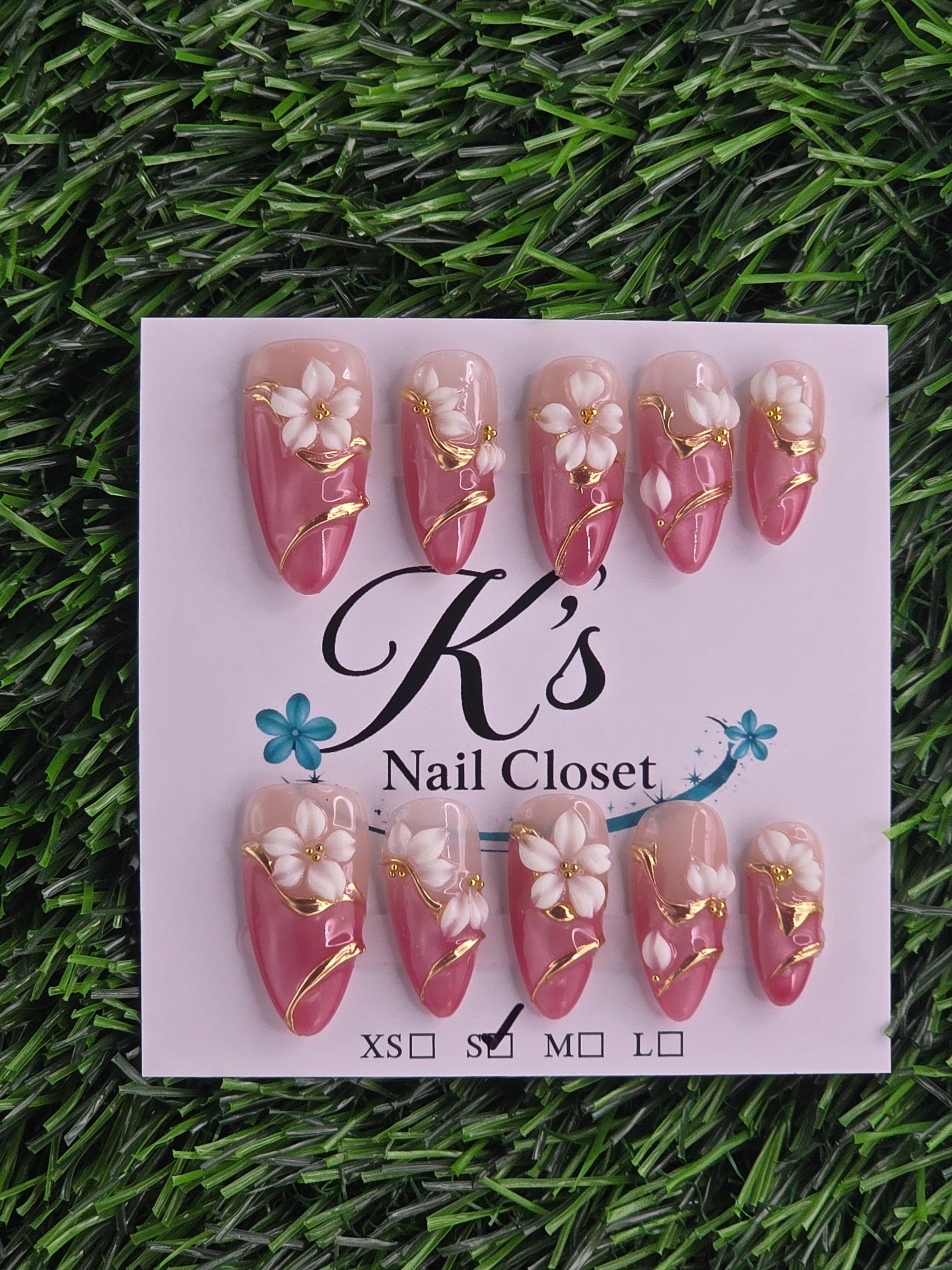 Pink w/ White Flowers Press-On Nails - Size S