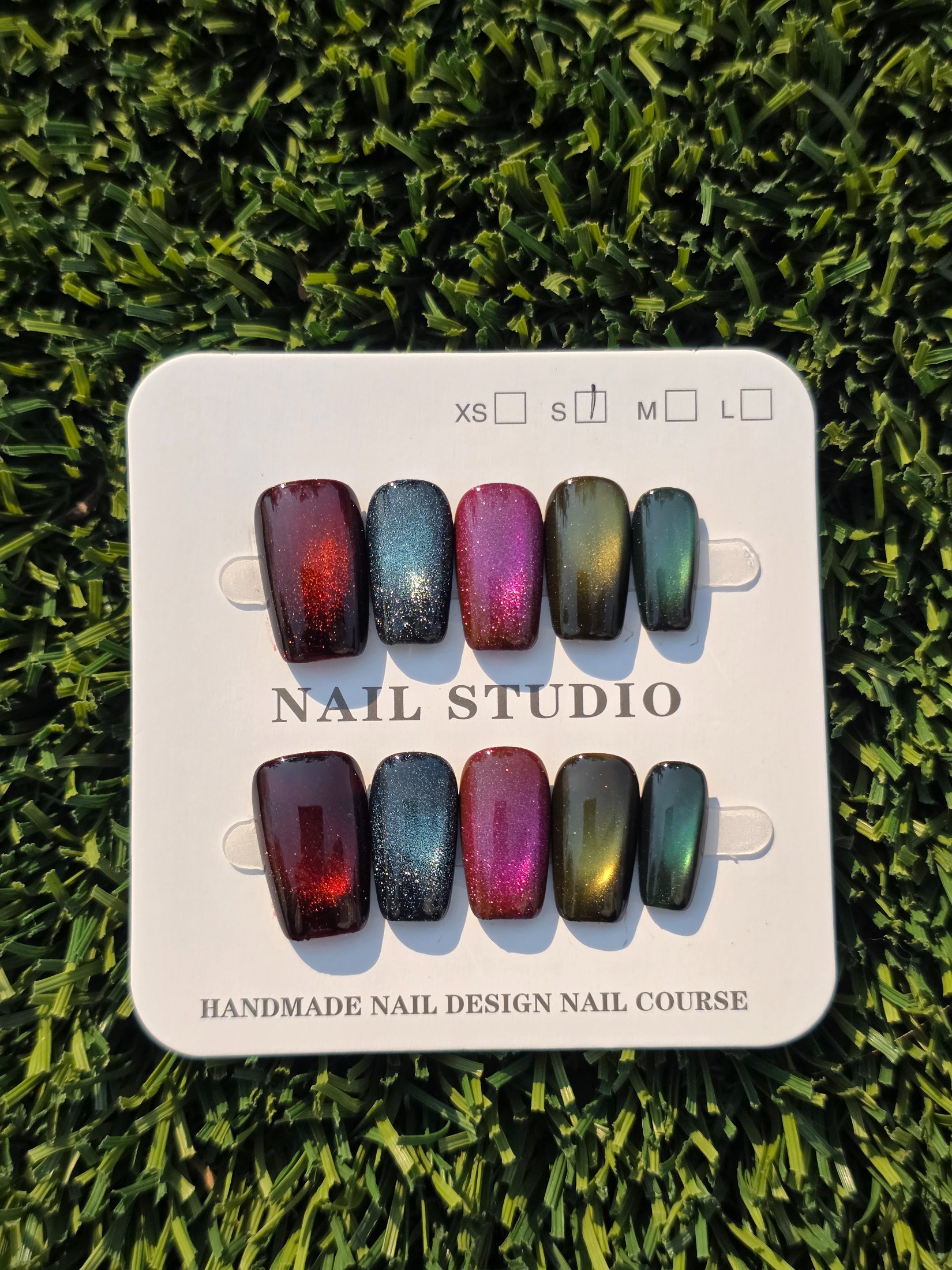 Multi-color cateye photo 1