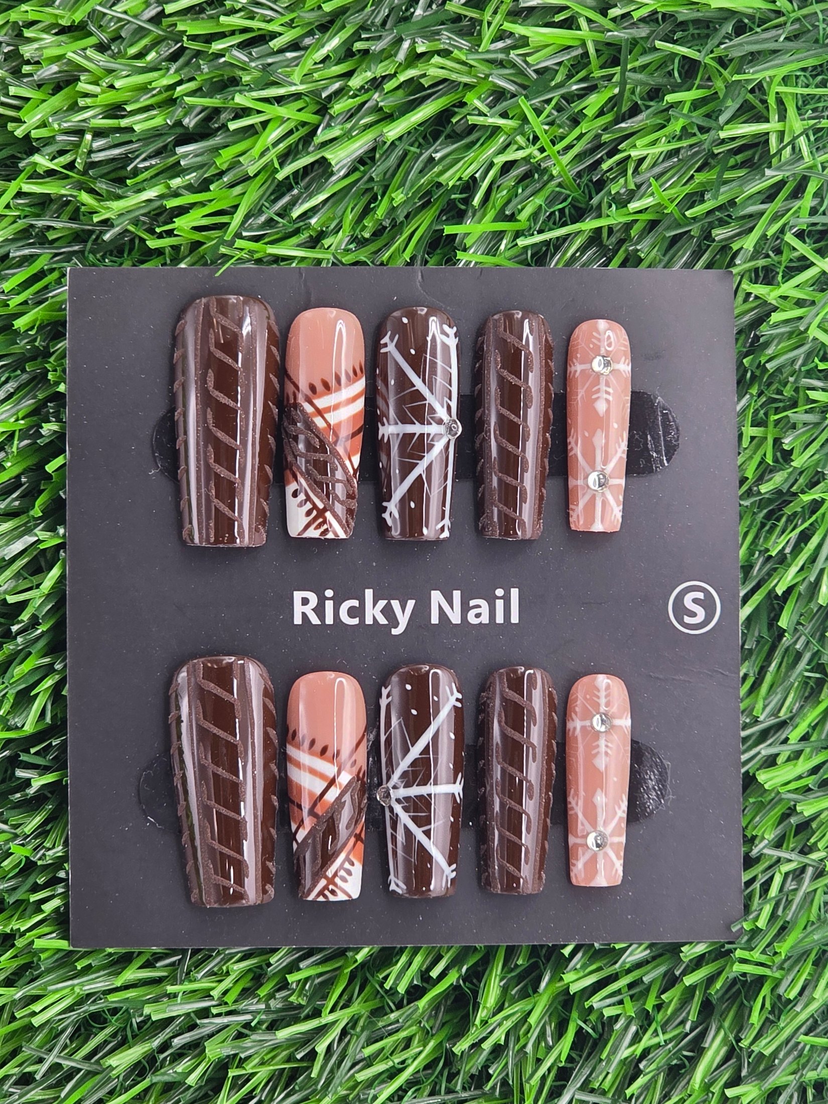 Ricky Press-On Nails - Size S