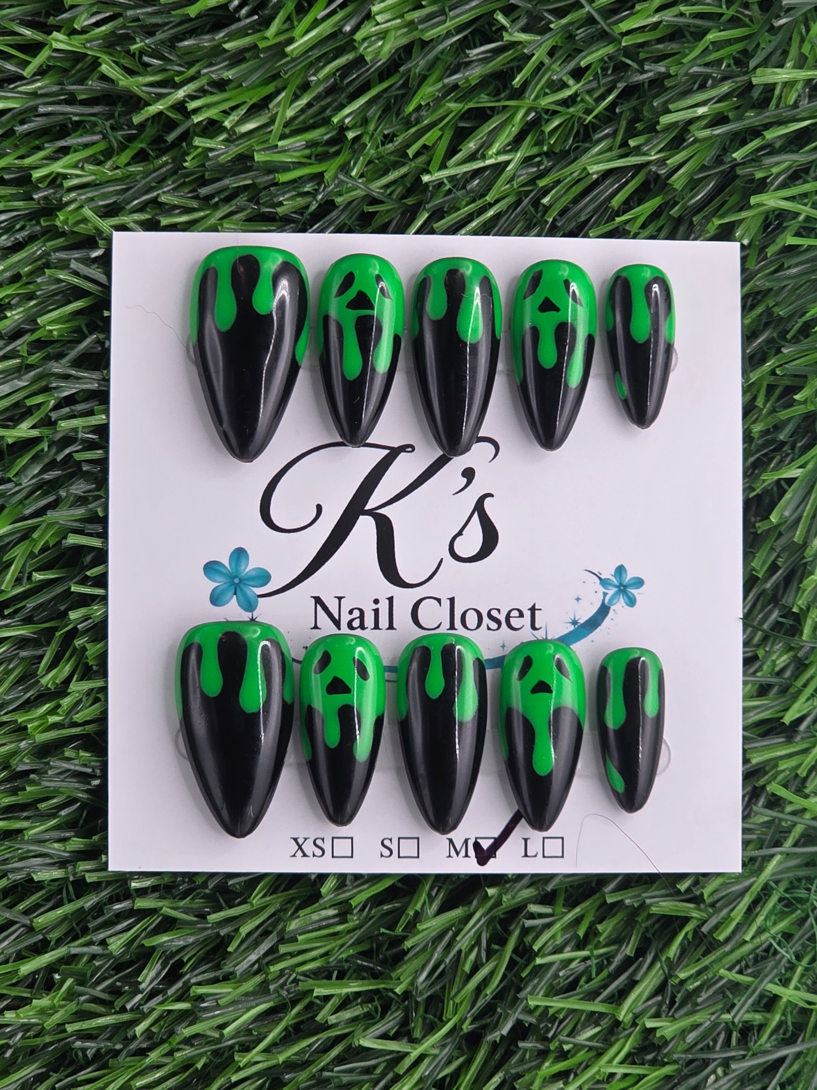 Halloween Press-On Nails - Size M