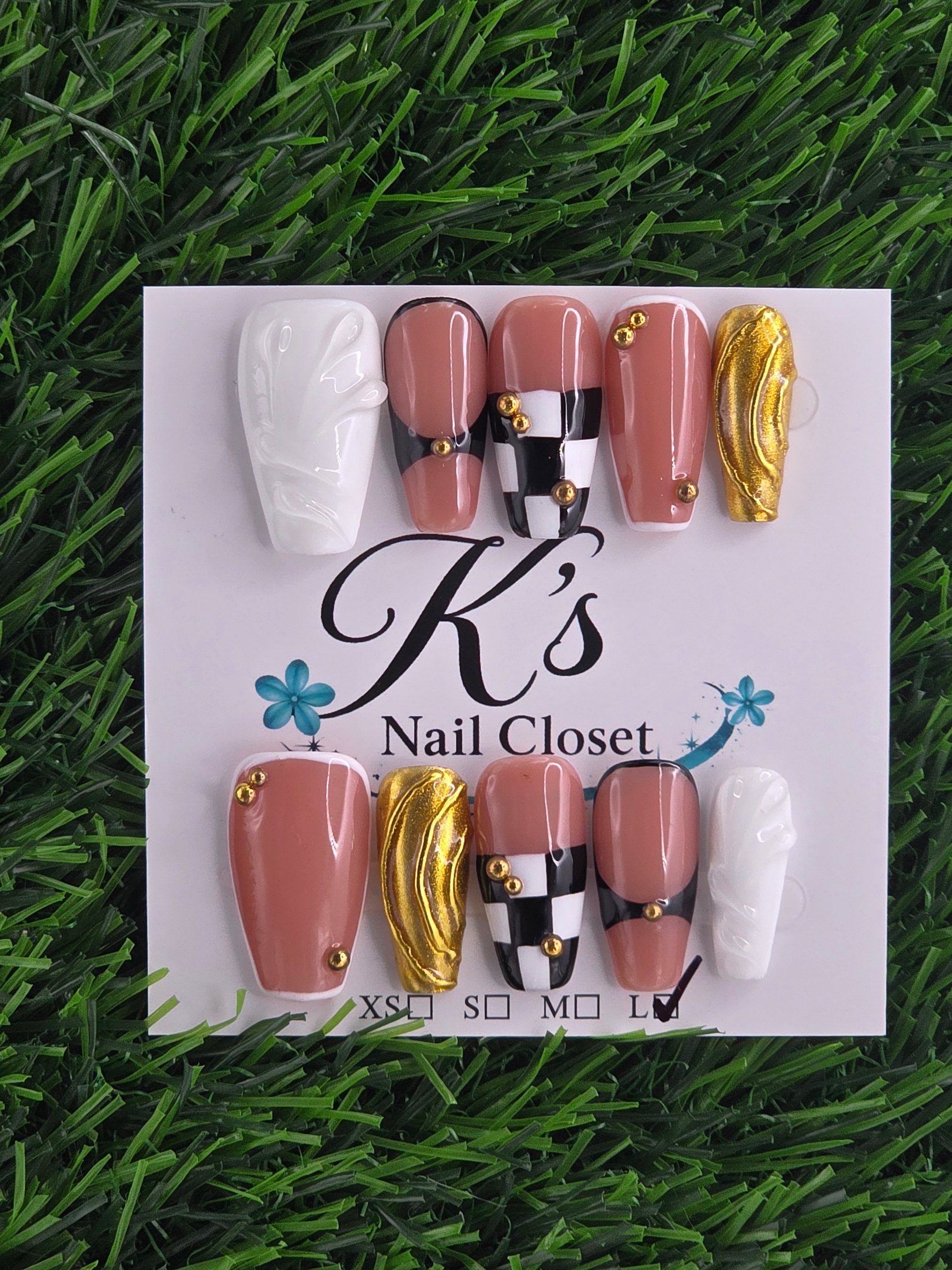 White, Gold, and Checkered Press-On Nails - Size L