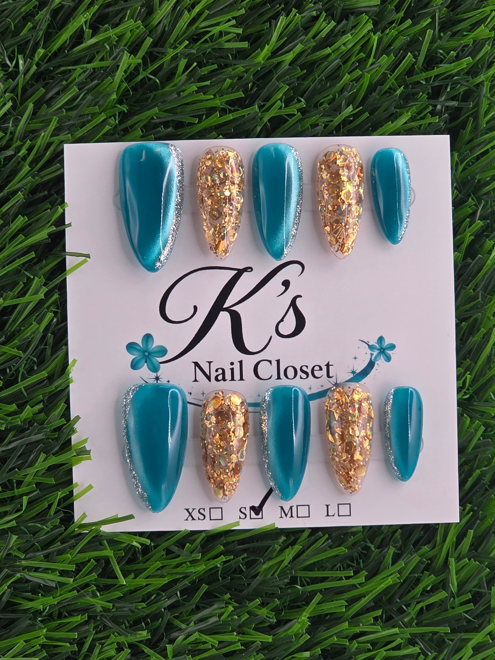Teal and Gold photo 1