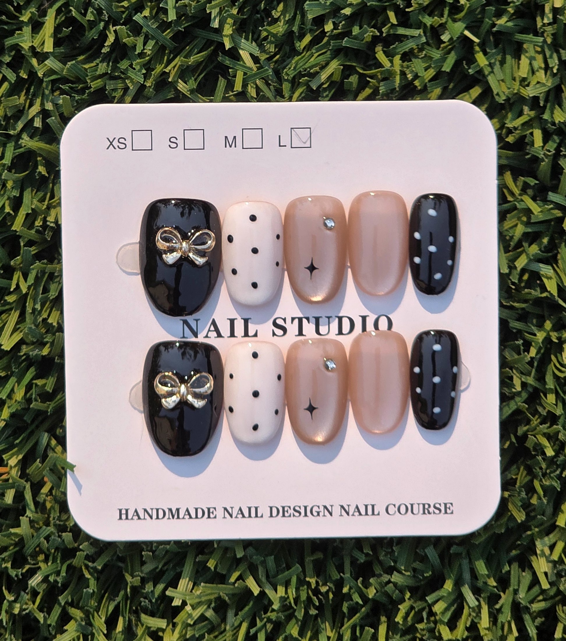 Polka dots Press-On Nails - Size L